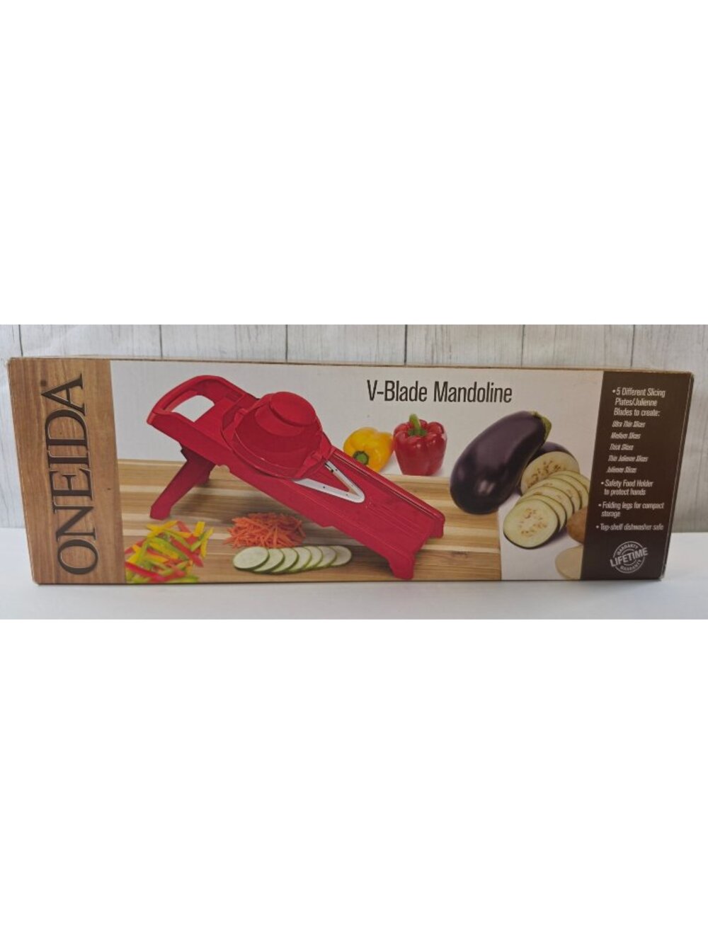 ONEIDA V-BLADE MANDOLINE FOOD SLICER NEW IN BOX RED KITCHEN VEGETABLE JULIENNE C